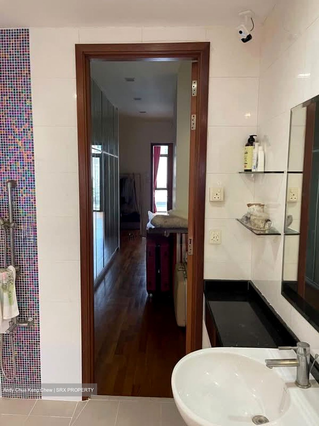 Onan Road (D15), Terrace #578647561